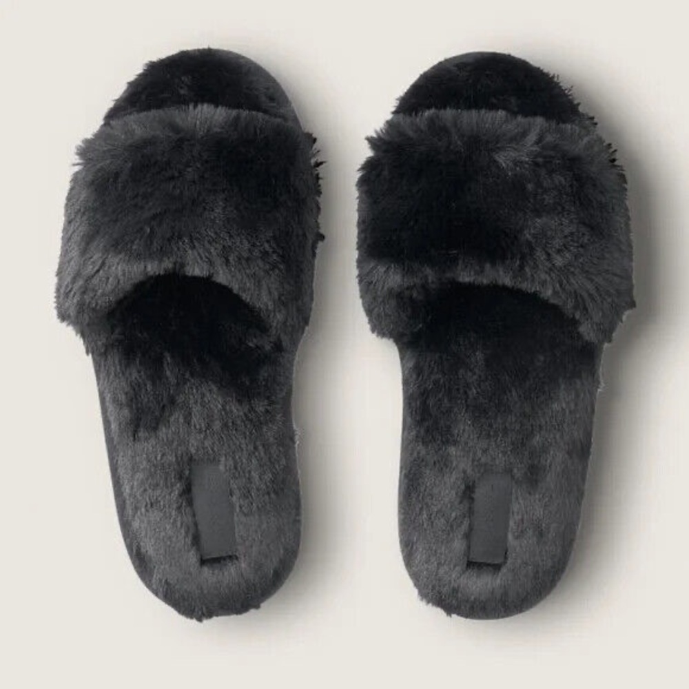NEW Victoria’s Secret PINK Size Small Faux Fur House Slippers Slide Shoes BLACK